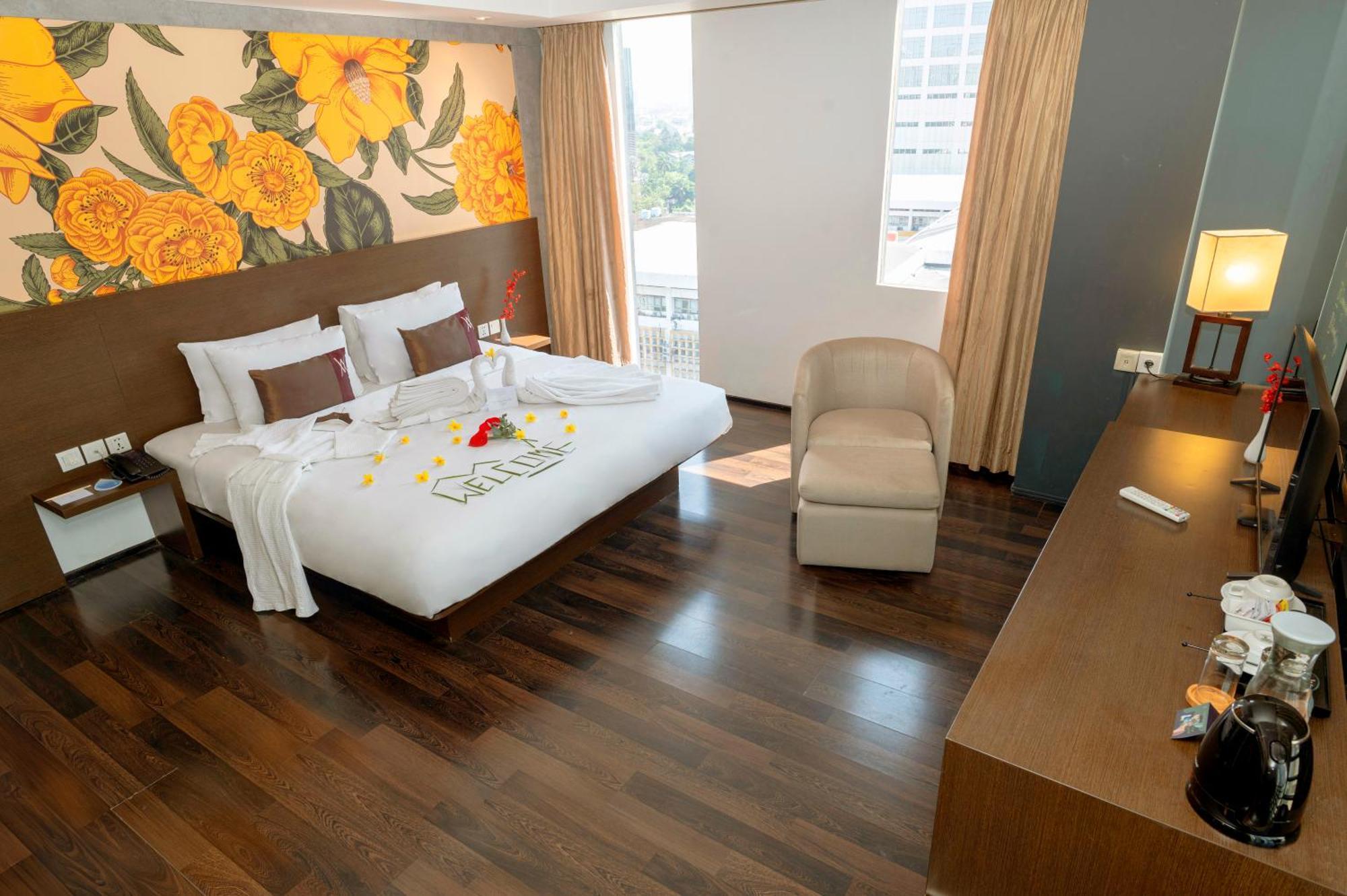 Akmani Hotel